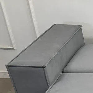 loading="lazy"